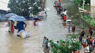 ভারতে বন্যায় প্রাণহানি ২২, অরেঞ্জ অ্যালার্ট জারি